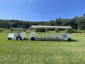 TRAM6249 - Used Used Gas Tractor & 18-Passenger 3000 Series Tram Trailer