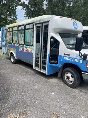 BUS-142 - Used 2016 Ford E450 Bus ADA