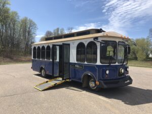 TROL7111 - New 2027 Hometown Low Floor Carriage ADA Trolley - 14 Months After Receipt of Order